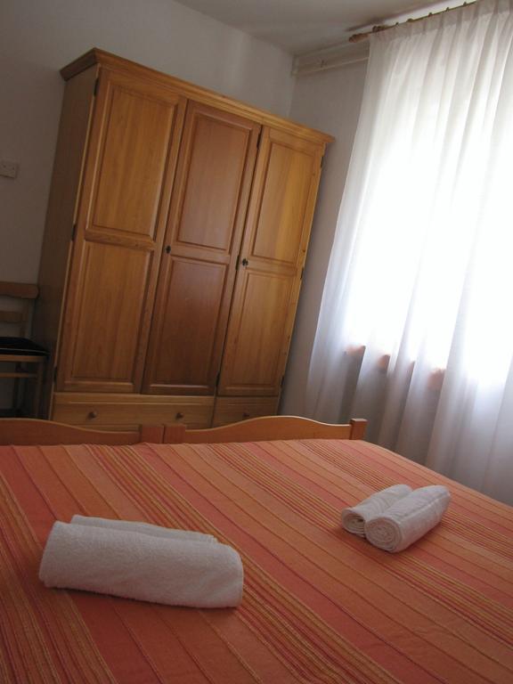 Apartment Alice Pula Phòng bức ảnh